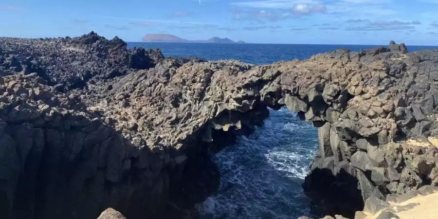 Arco de los Caletones